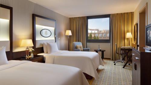 Imperial Riding School Renaissance by Marriott Vienna Hotel - image 7