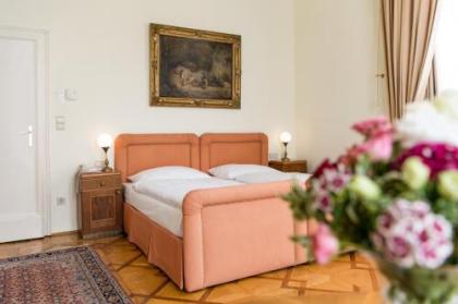 Hotel Regina - image 14