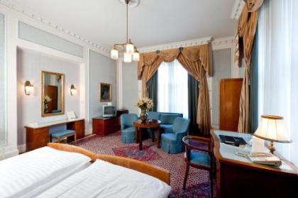 Hotel Regina - image 18