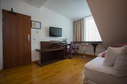 Best Western Plus Hotel Arcadia - image 17