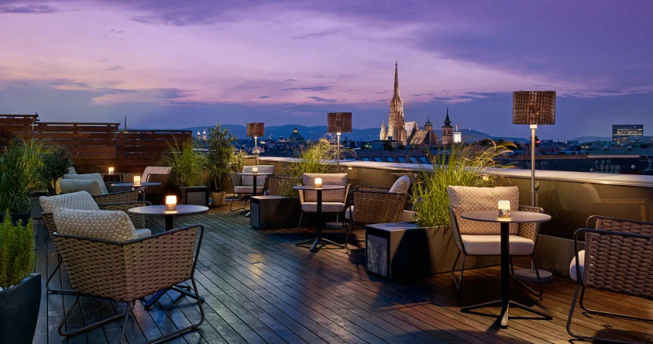 Vienna at Night: Best Bars, Clubs, and Nightlife Spots You Can't Miss