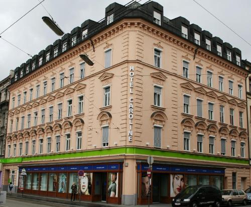 Hotel Caroline - main image