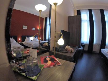 Hotel Pension Excellence - image 9