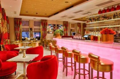 Boutiquehotel Das Tyrol - image 17