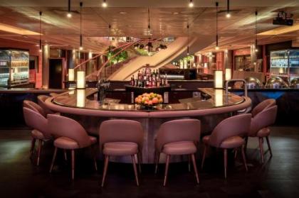 Vienna Marriott Hotel - image 12