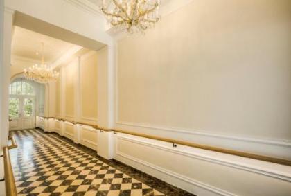 Vienna Grand Apartments City - image 15