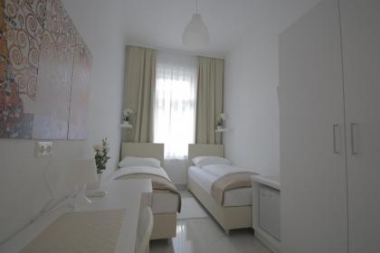 CH-Hotel Luka Budget - image 17