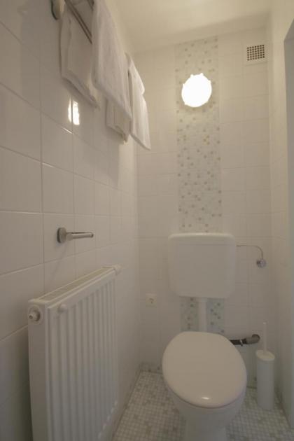 CH-Hotel Luka Budget - image 18