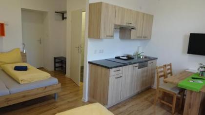 Luna Apartments - image 9