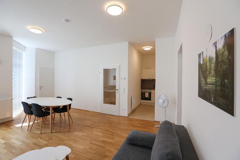 4 Beds and More Vienna Apartments - image 3