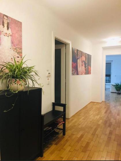 NEAR CItY CENtER tOP LOCAtION  FEEL tHE KLImt No.2 