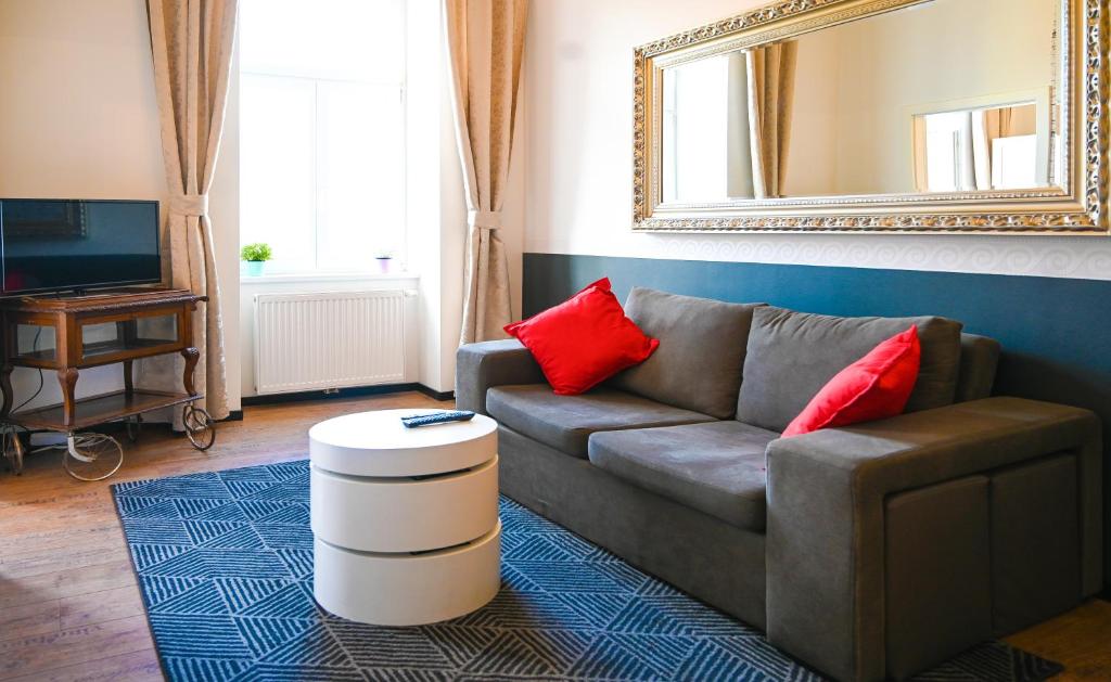 Apartment near Augarten - Donaukanal - U4 & U2 Metro - main image