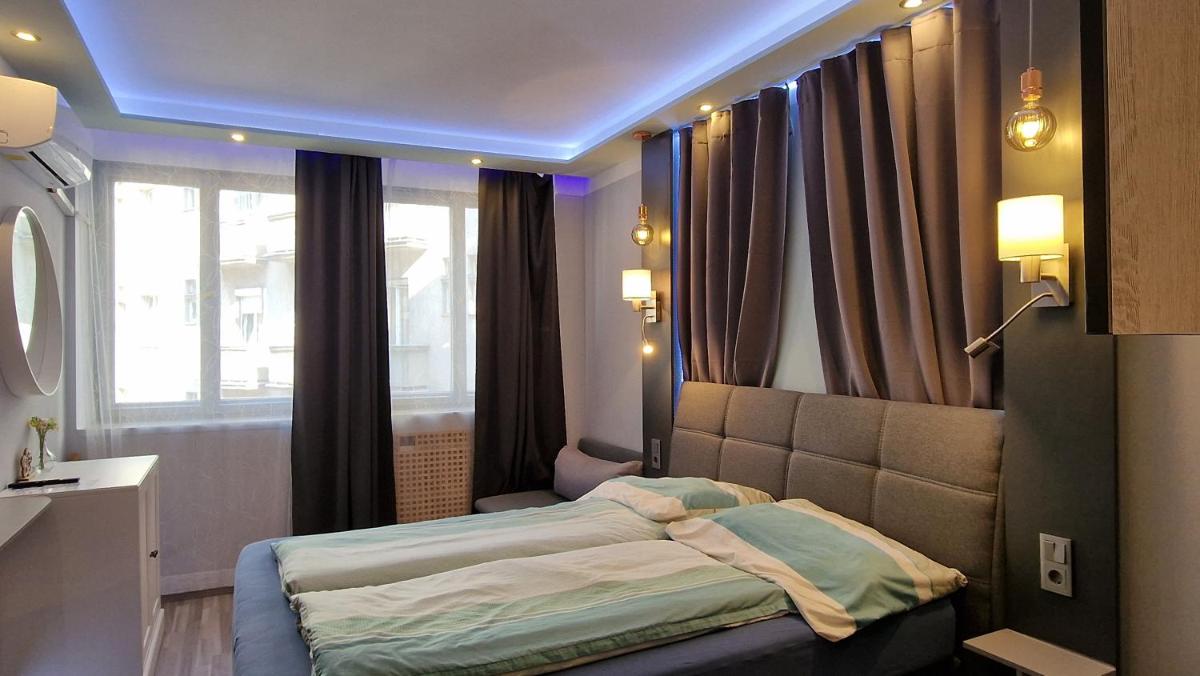 Elegance Wien - main image