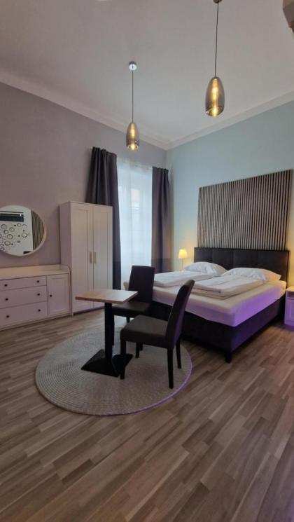 Elegance Wien - image 14