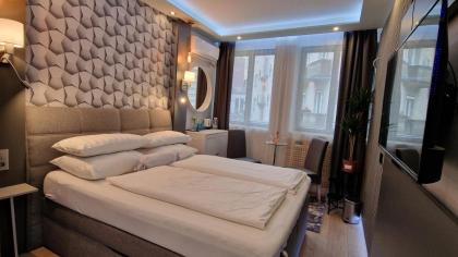 Elegance Wien - image 8