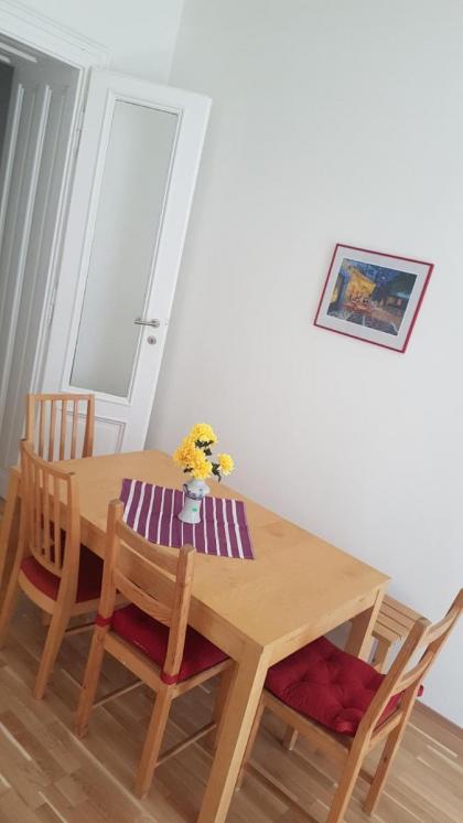 Sobieski Inner Ring Apartments - image 4