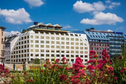Radisson RED Hotel Vienna Vienna 