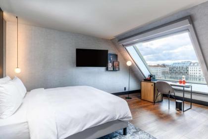 Radisson RED Hotel Vienna - image 25