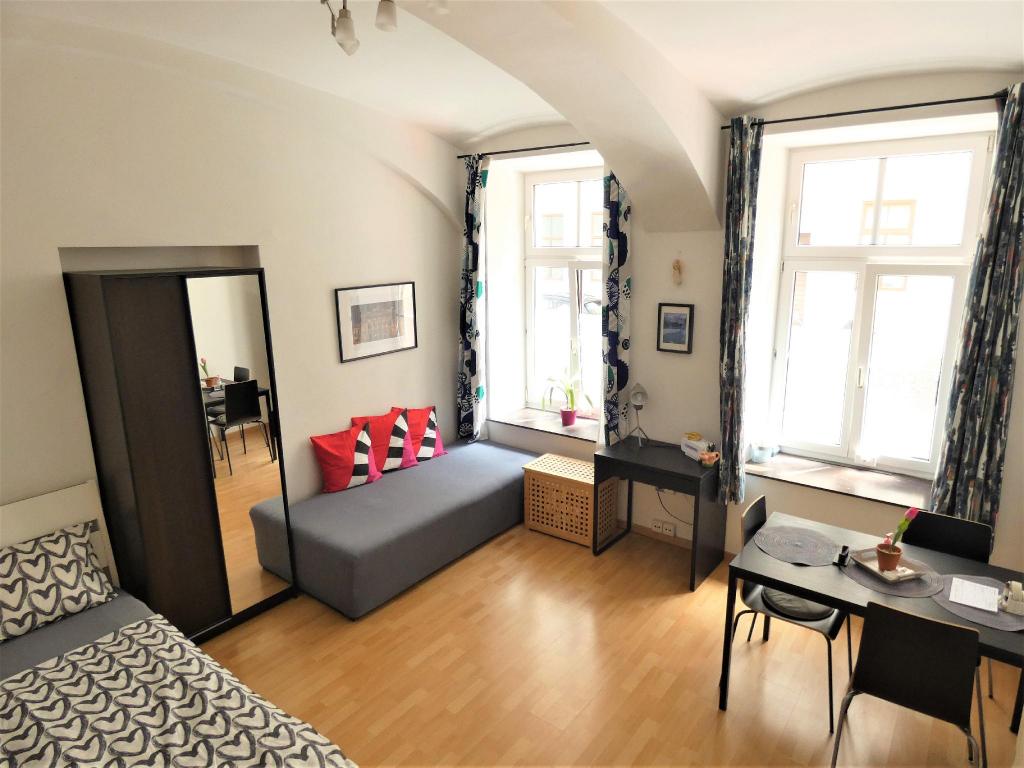 MSQ Diana - main image