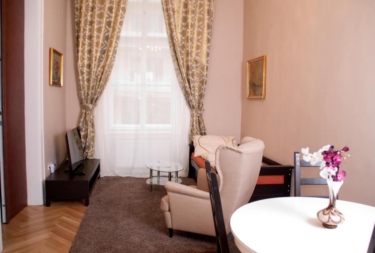 Urban Downtown City Center Apartments - image 6