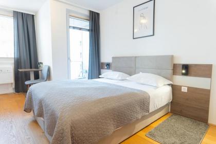 Hotel Triester - image 9