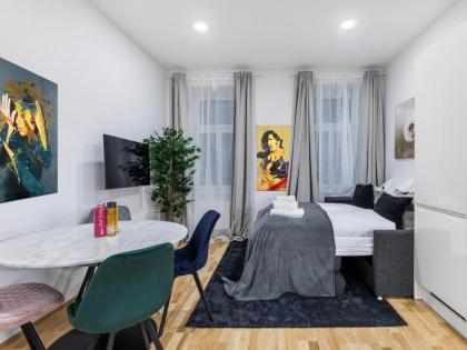 SKY9 Apartments Augarten - image 27