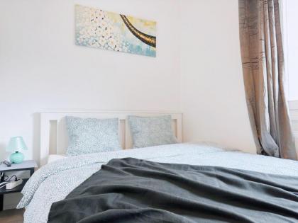 Three Bedrooms Charming Top Near Central Station - image 21