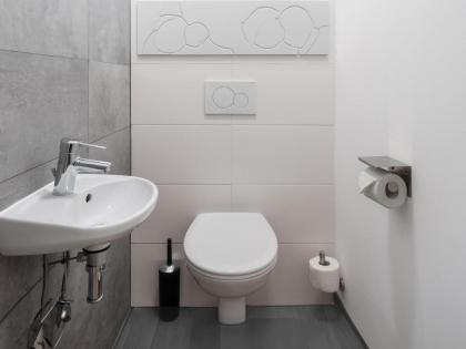 SKY9 Apartments Stadthalle - image 28