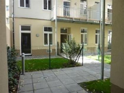 GoVIenna Modern Apartment - image 20